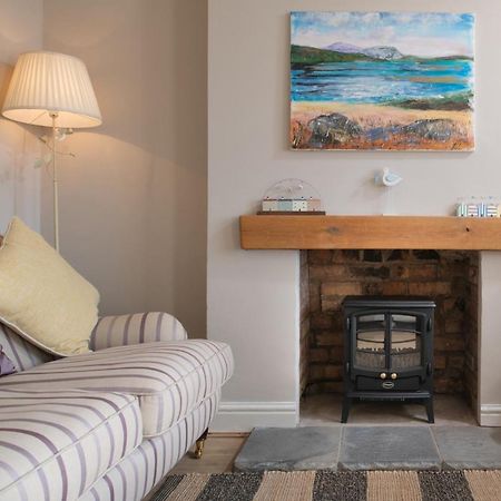 Windy Ridge Terrace With Beautiful Sea Views, North Wales Coast Villa Old Colwyn Exterior photo